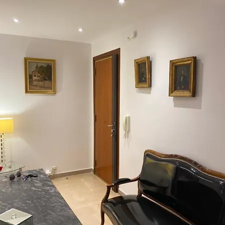 Les Pervenches Apartment *