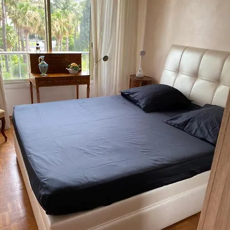 Les Pervenches Apartment *